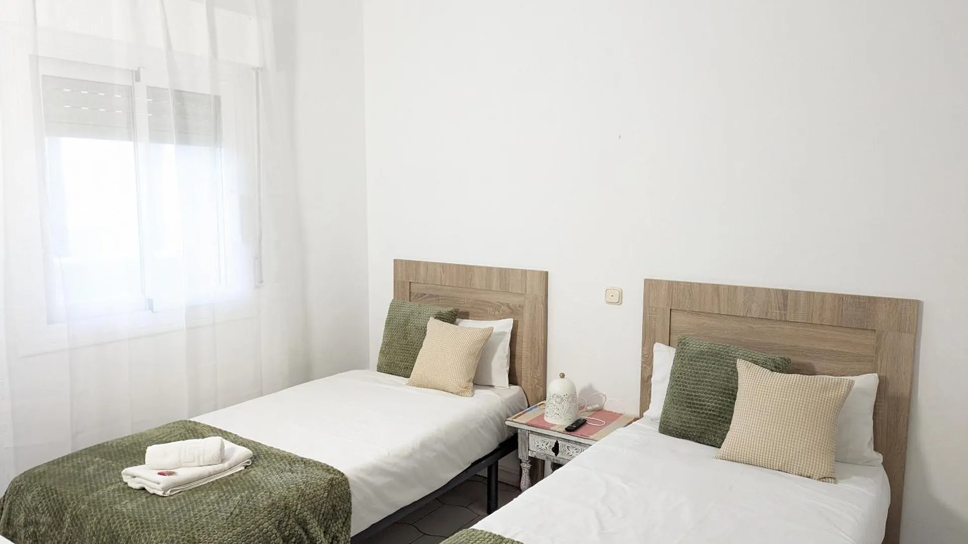 Апартаменты Holidays Sun Benalbeach Бенальмадена Испания